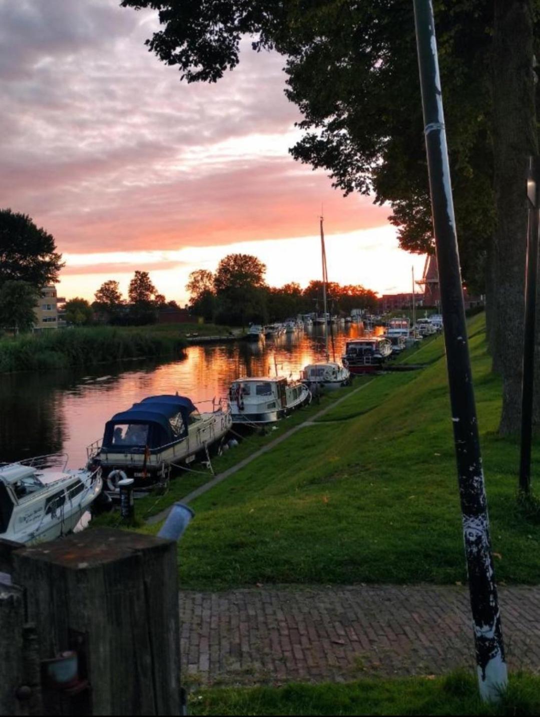 In Het Mooie Friesland Vele Bezienswaardigheden Гантюм Екстер'єр фото